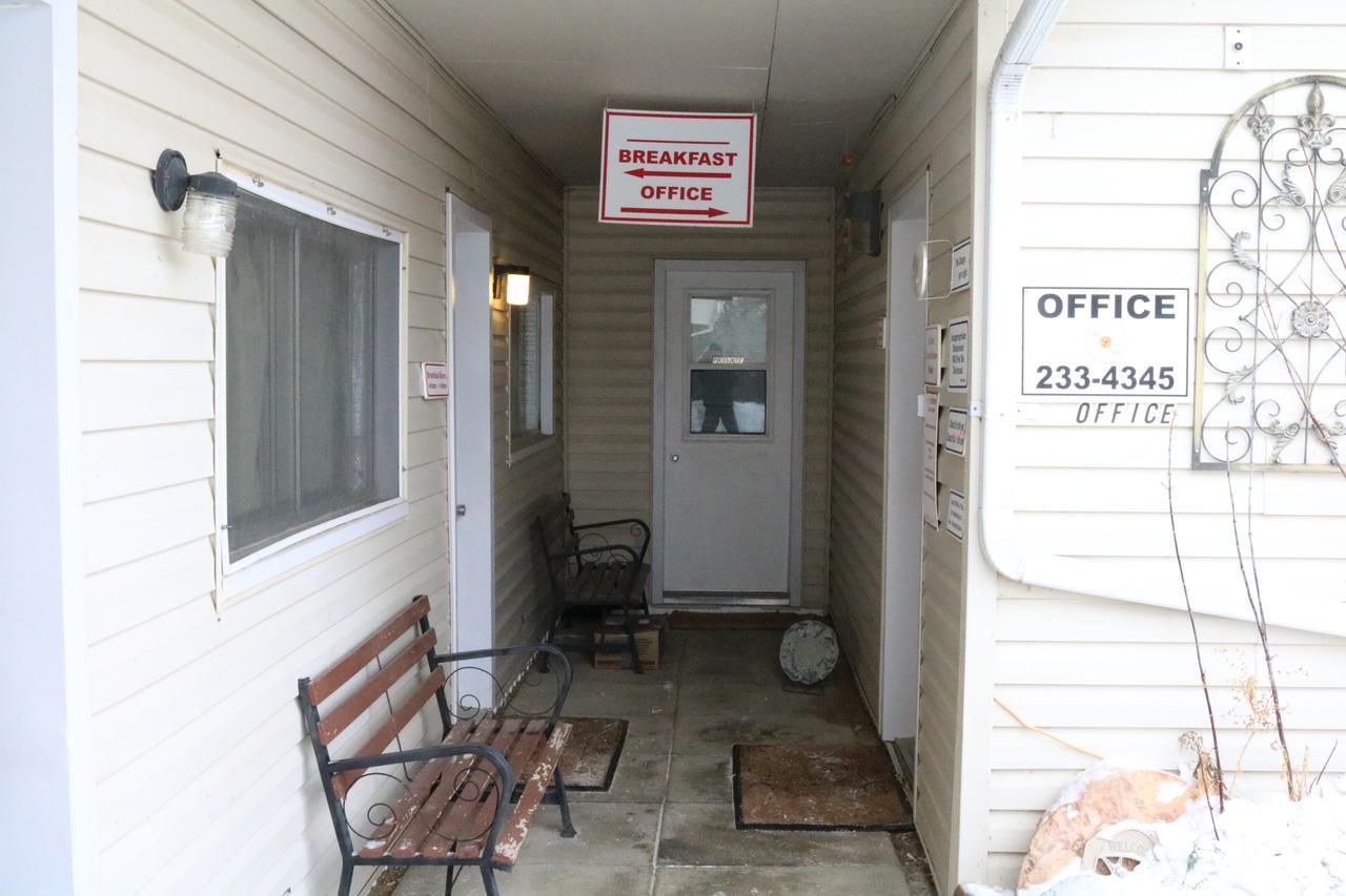 Wakaw Lodge Motel Zewnętrze zdjęcie