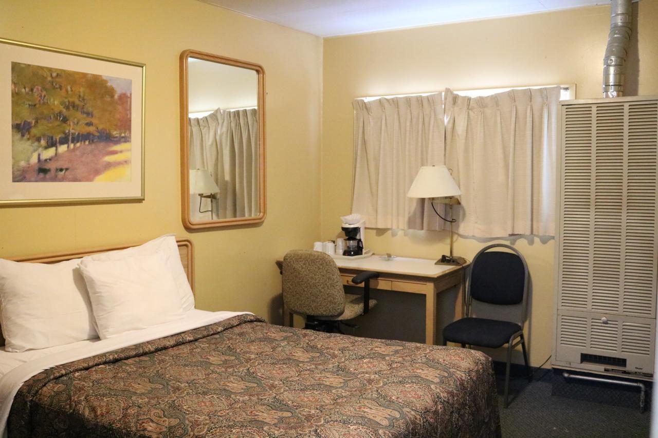 Wakaw Lodge Motel Zewnętrze zdjęcie
